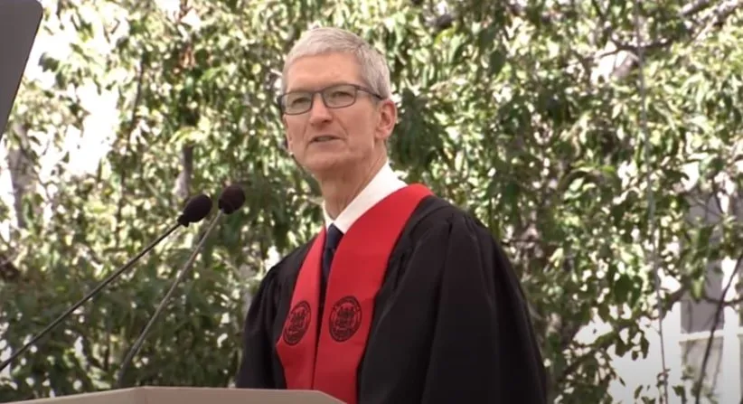 Tim Cook's Commencement Address 2017 at MIT (Full Transcript) 1 Tim Cook at MIT Commencement Address 2017